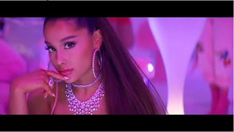 Ariana Grande - 7 rings