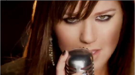 Kelly Clarkson - Stronger (What Doesn't Kill You)